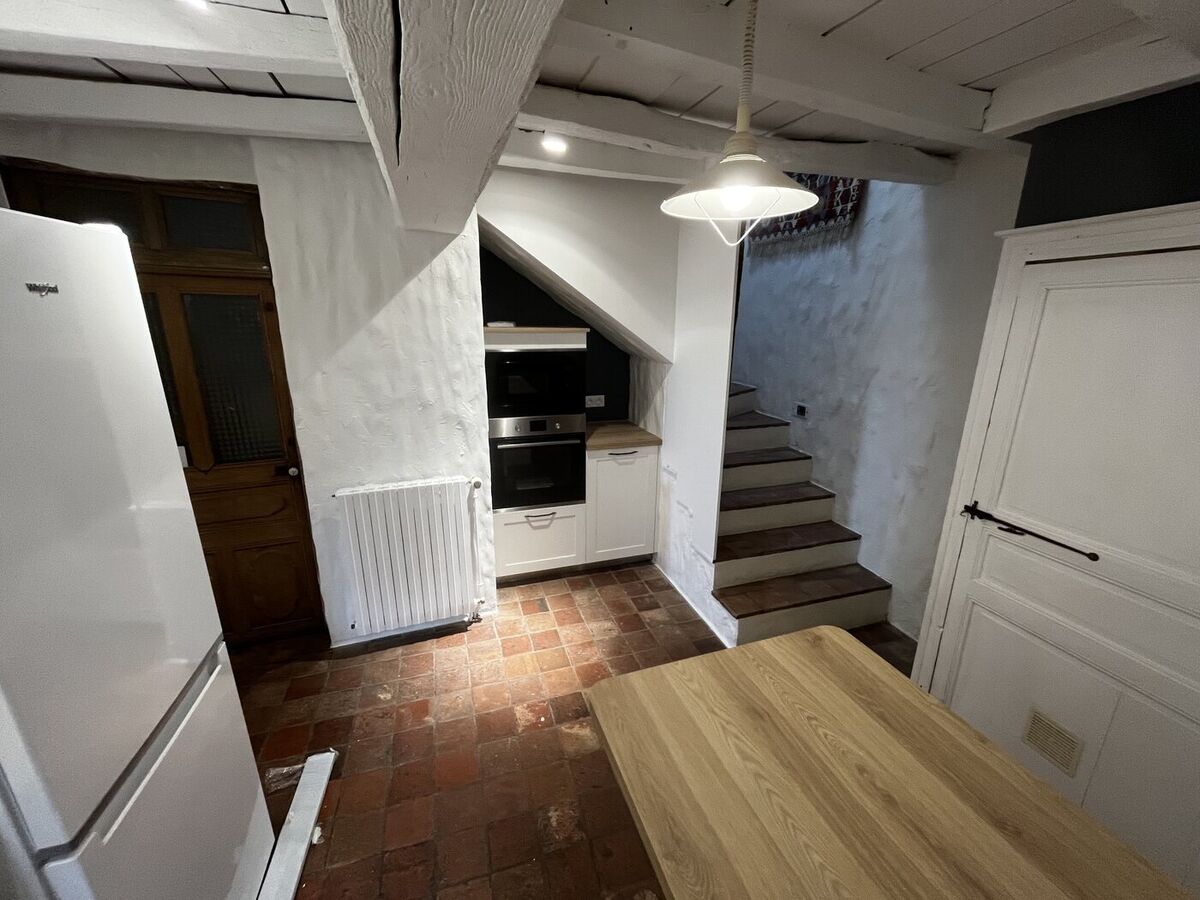 Pose des colonnes et adaptation sous l’escalier